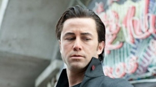 400_300_looper_joseph_gordon_levitt_feat_ 400 300 looper joseph gordon levitt feat e1349632878822 Ich will nicht über Zeitreisen reden – Looper Review